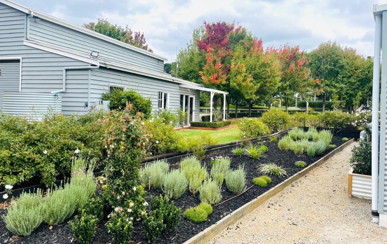 Farm Stay Maple Cottage At Wilindi Estate Tyabb Extérieur photo